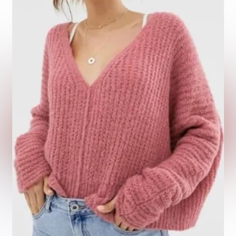 FREE PEOPLE Pink Wool Sweater (M)
